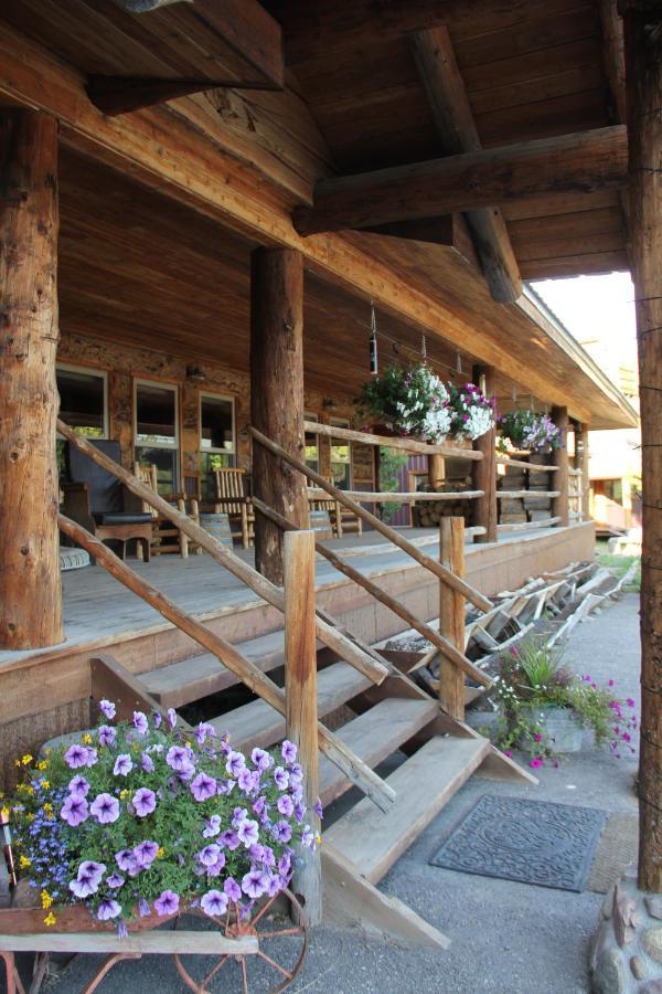 Sugar Loaf Lodge & Cabins Anaconda Bagian luar foto